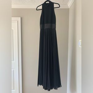 Theia Black Gown Size 6